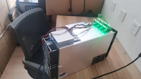 minatore A11 1500m di 2500w ETH Asic Ethereum con l'alimentazione elettrica del cavo di CA 16A