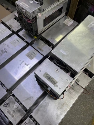 Seconda mano 3250W Bitmain Antminer S19 95T Hashrate 400*195.5*290